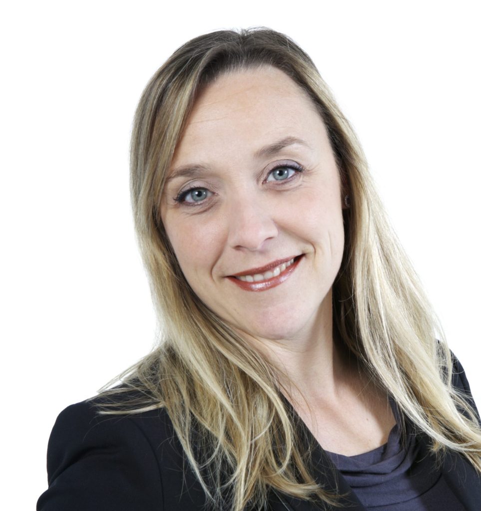 Mme Annie Lebeau